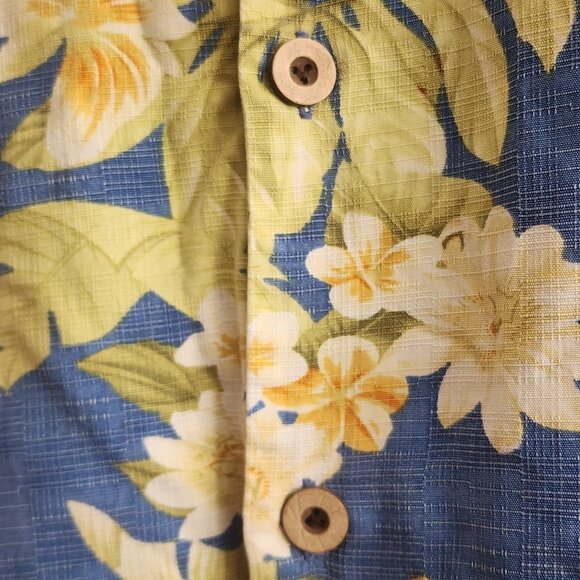 Tommy Bahama Shirt Mens Large Blue Silk Floral Hawaiian Pineapple Button Up Camp - Picture 2 of 12
